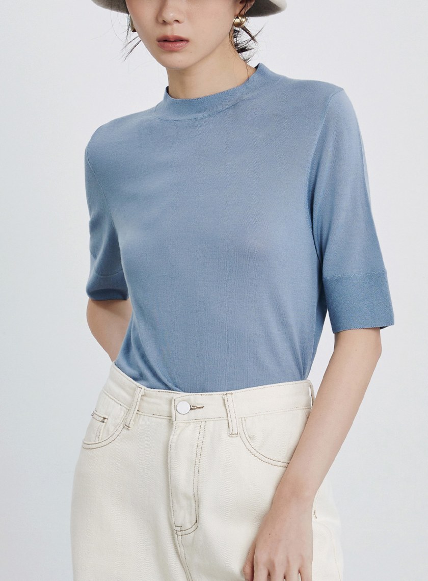 極細羊毛半高領短袖上衣